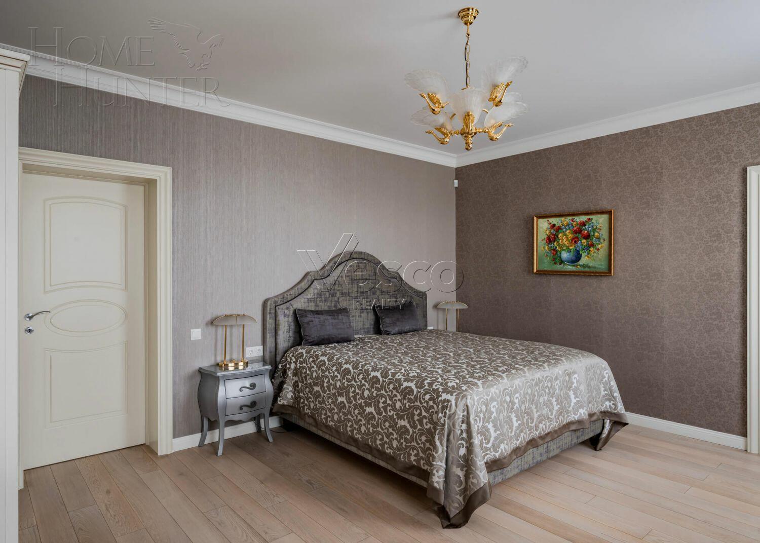 2-этажный коттедж 297.8 м² с отделкой