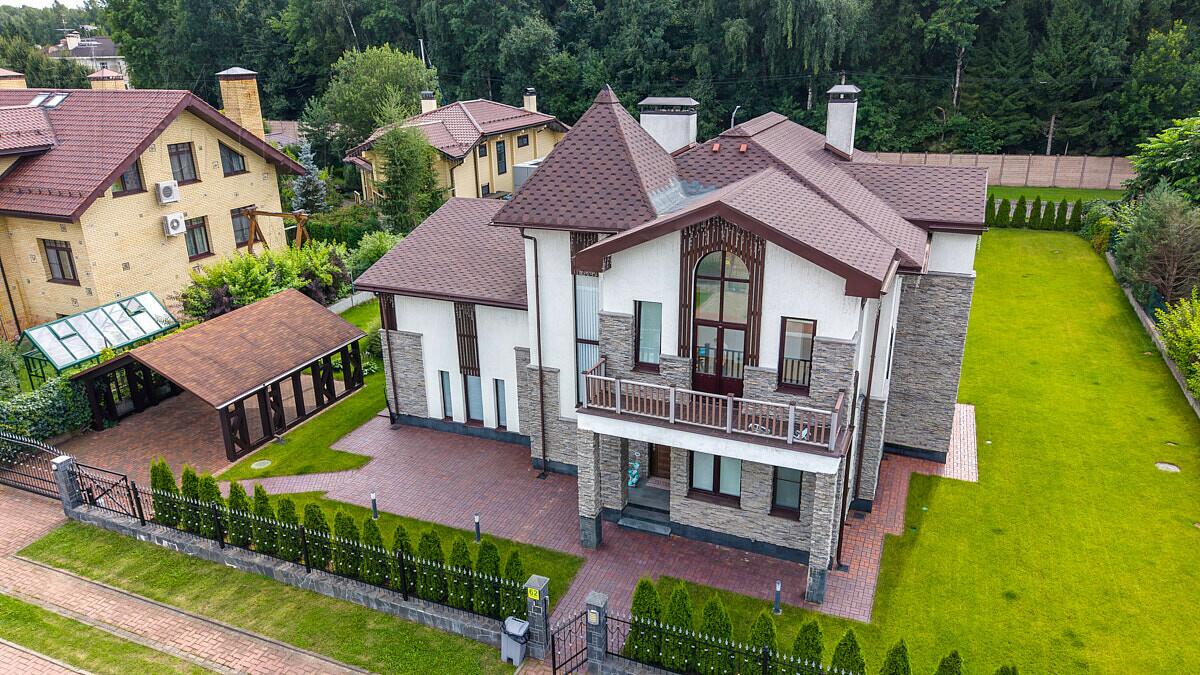 2-этажный коттедж 446 м² с отделкой