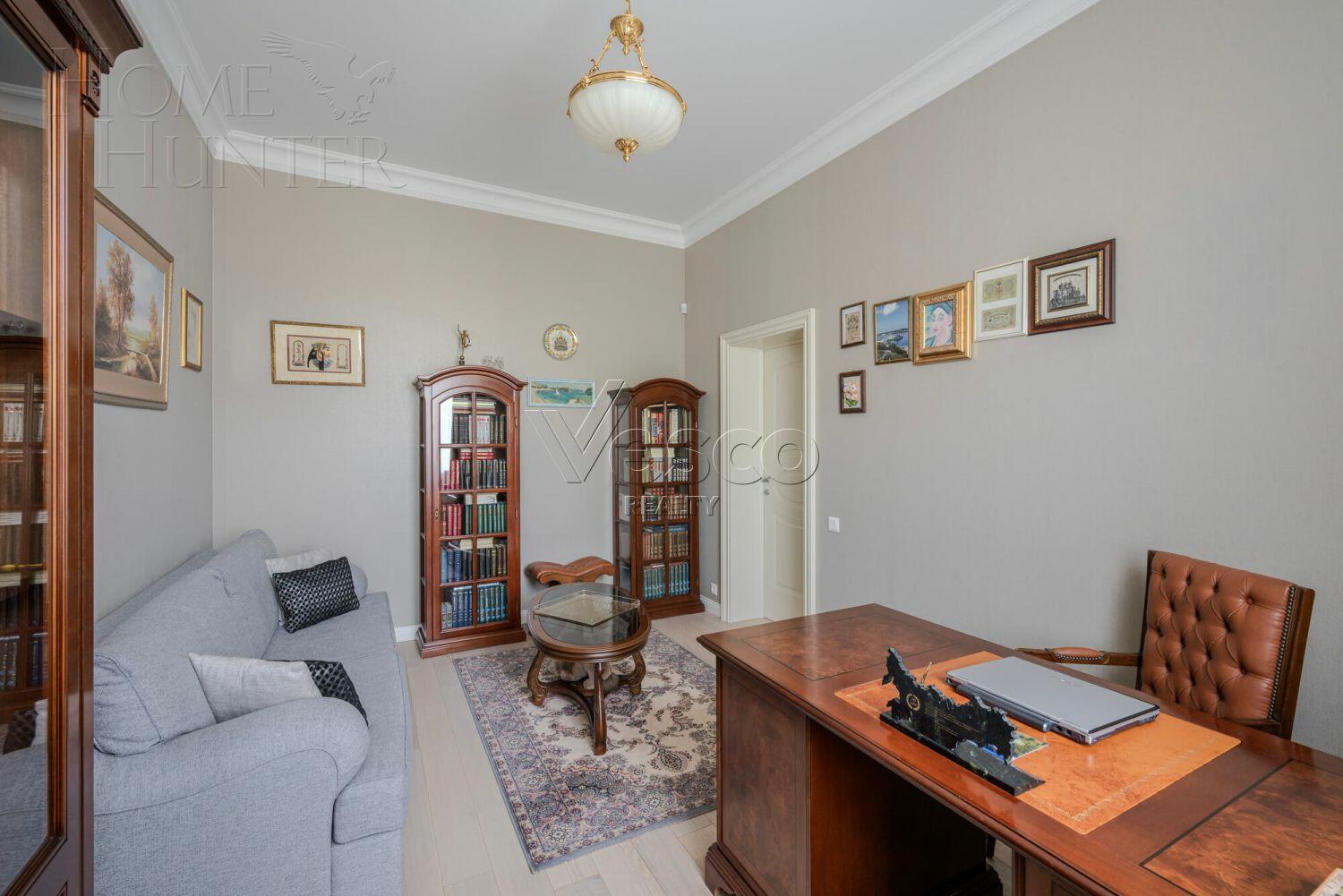2-этажный коттедж 297.8 м² с отделкой