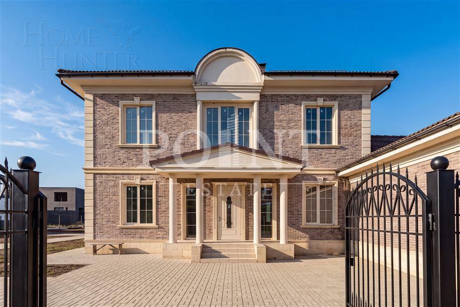 2-этажный коттедж 460 м² без отделки