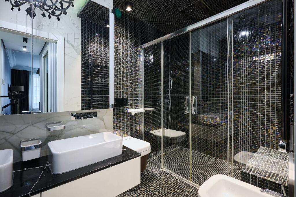 4-КОМН. КВАРТИРА С ОТДЕЛКОЙ 145 М² НА 4 ЭТАЖЕ