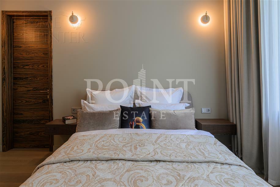 2-этажный коттедж 350 м² с отделкой