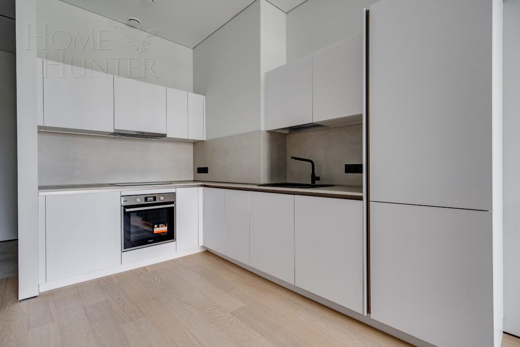 3-КОМН. КВАРТИРА С ОТДЕЛКОЙ 76.7 М² НА 4 ЭТАЖЕ