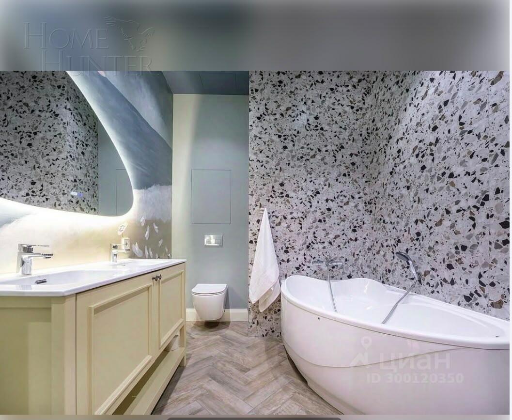 3-этажный таунхаус 300 м² с отделкой