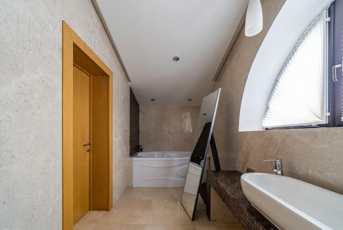 2-этажный коттедж 446 м² с отделкой