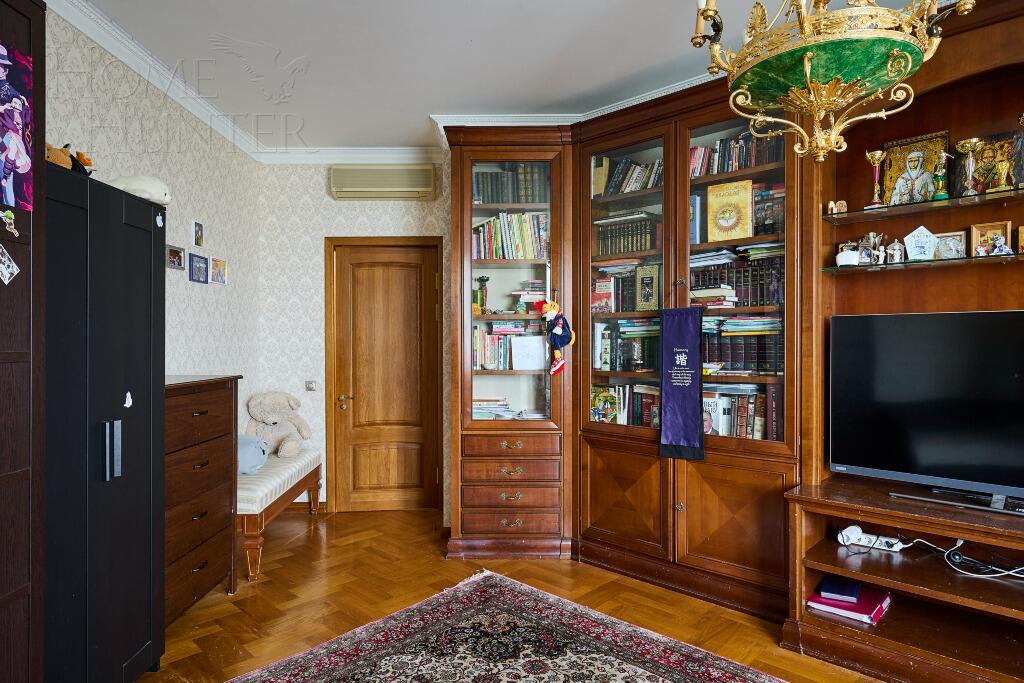 4-КОМН. КВАРТИРА С ОТДЕЛКОЙ 270 М² НА 22 ЭТАЖЕ