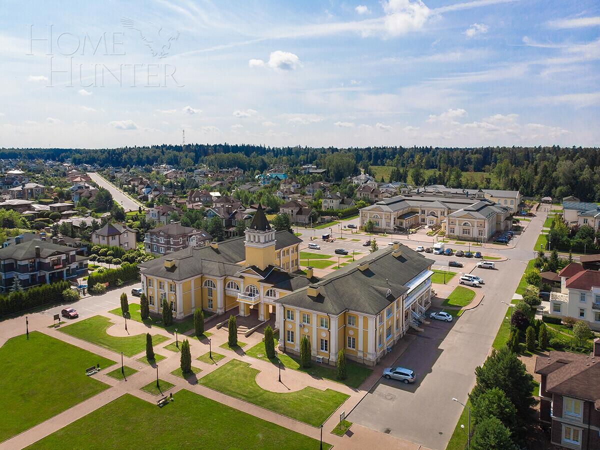 2-этажный коттедж 446 м² с отделкой