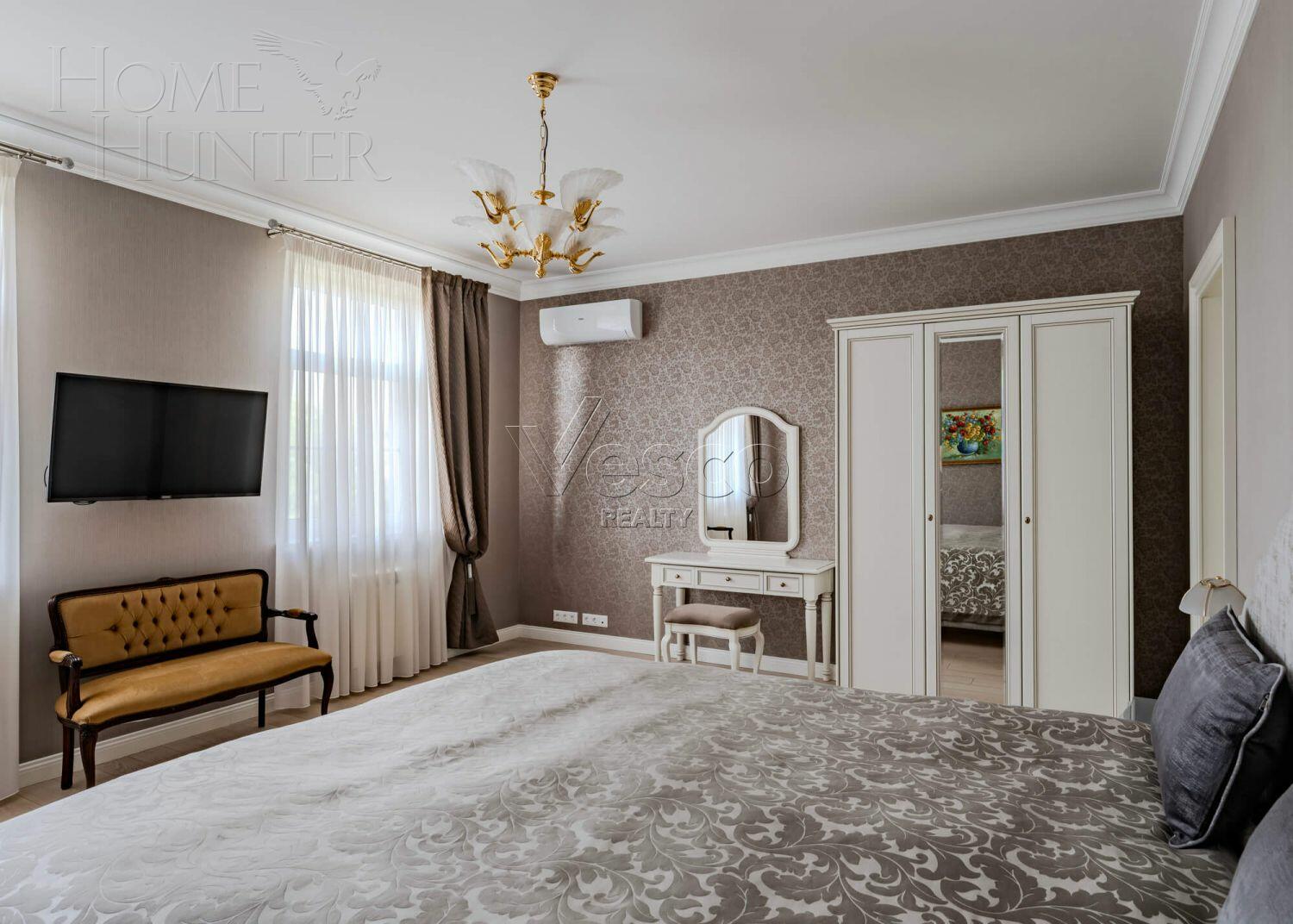 2-этажный коттедж 297.8 м² с отделкой