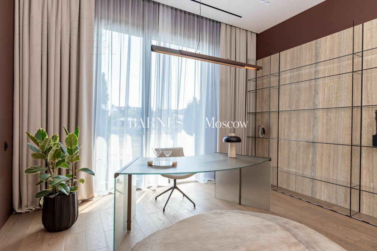 2-этажный коттедж 1 150 м² с отделкой