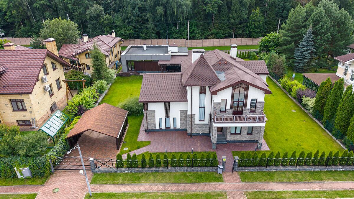 2-этажный коттедж 446 м² с отделкой