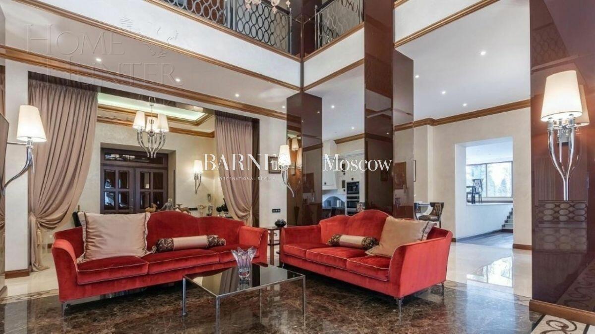 2-этажный коттедж 1 250 м² с отделкой