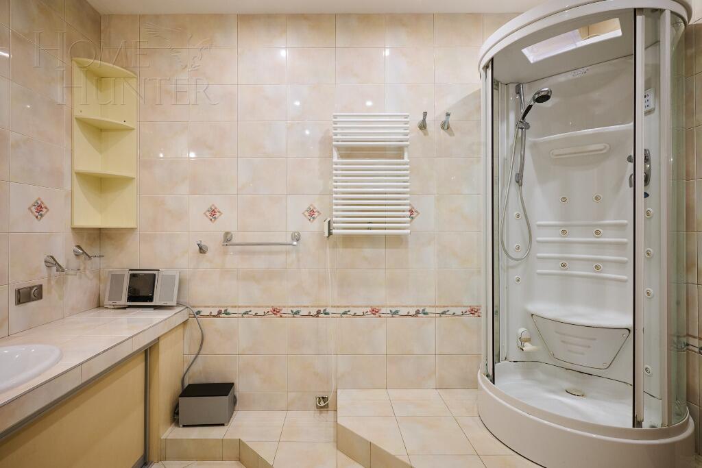 4-КОМН. КВАРТИРА С ОТДЕЛКОЙ 270 М² НА 22 ЭТАЖЕ