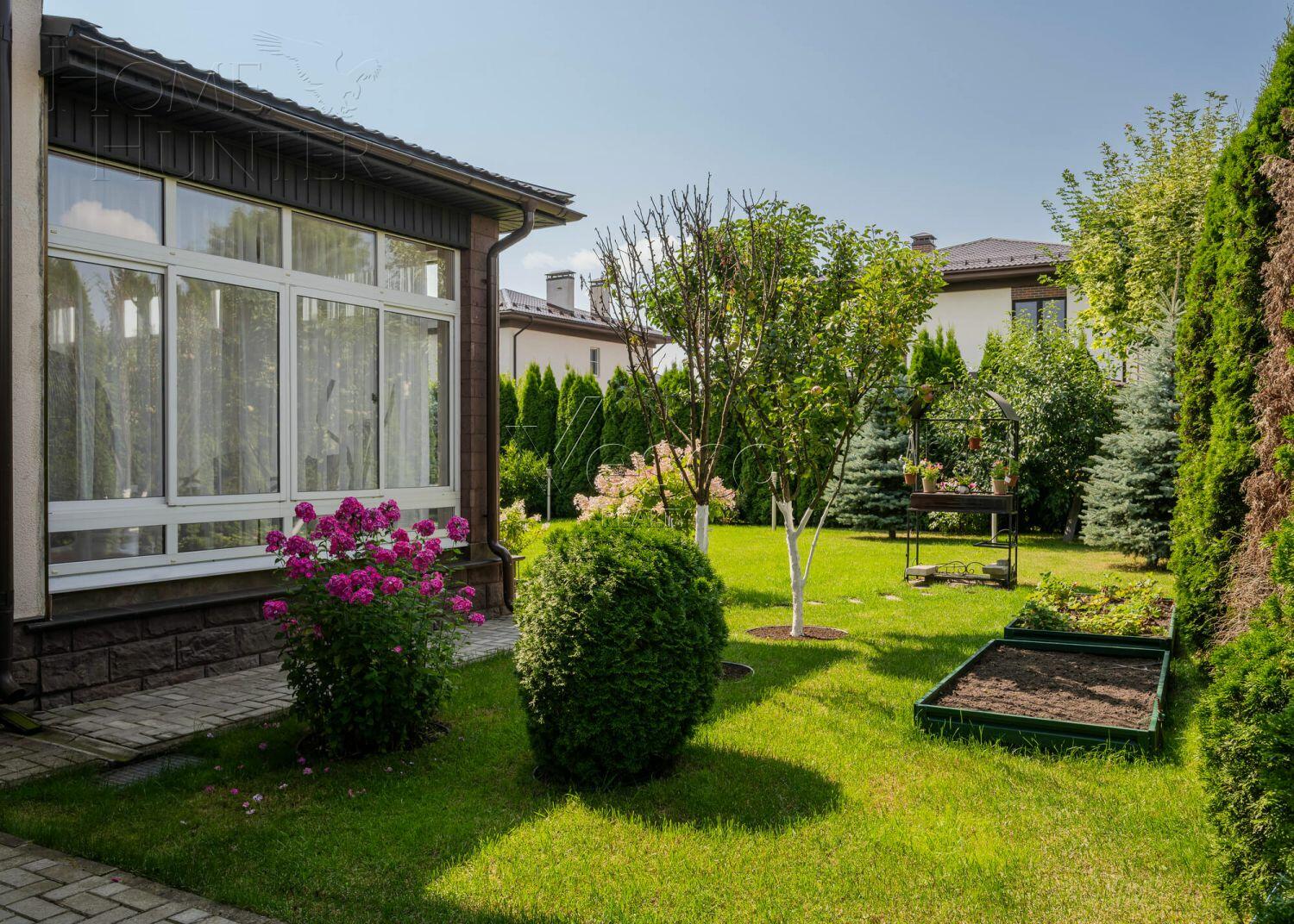 2-этажный коттедж 297.8 м² с отделкой