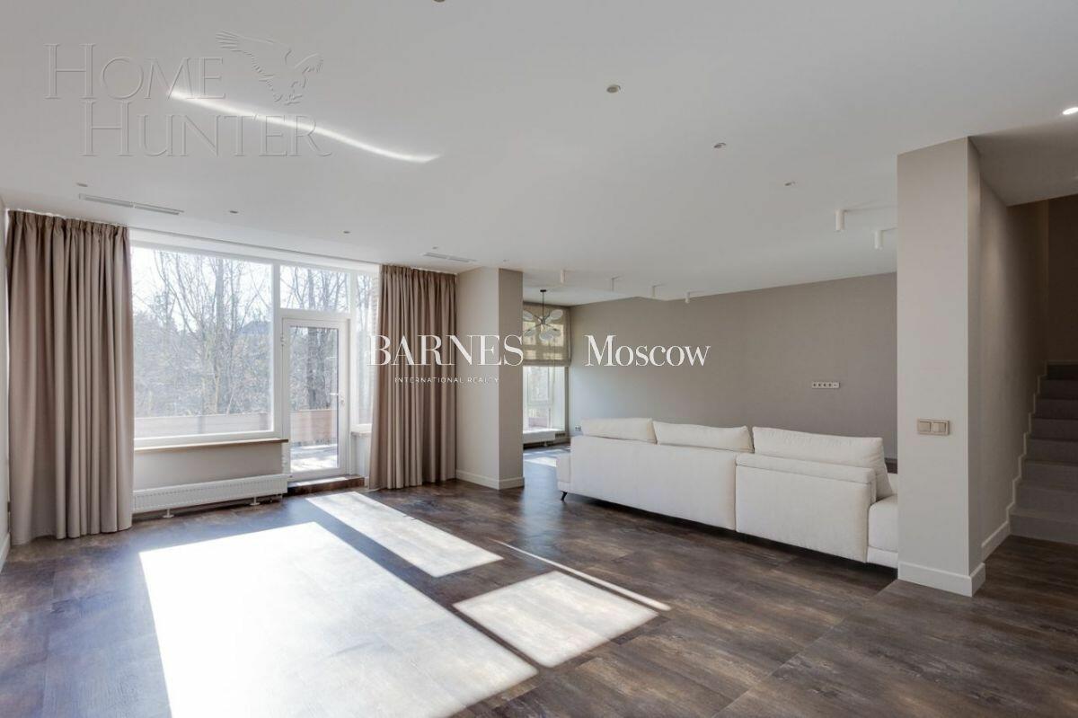 2-этажный таунхаус 384 м² с отделкой