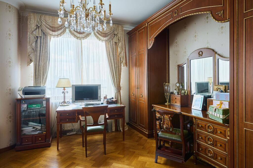 4-КОМН. КВАРТИРА С ОТДЕЛКОЙ 270 М² НА 22 ЭТАЖЕ