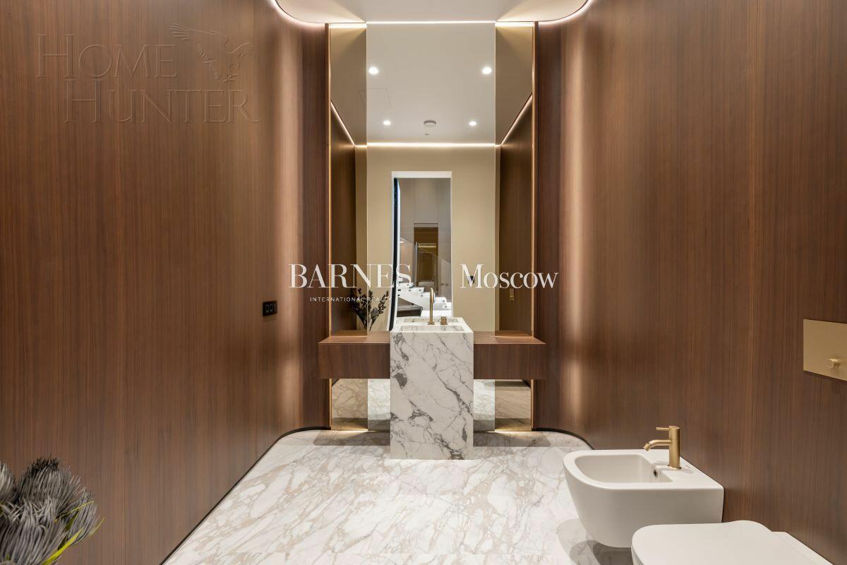 2-этажный коттедж 1 150 м² с отделкой
