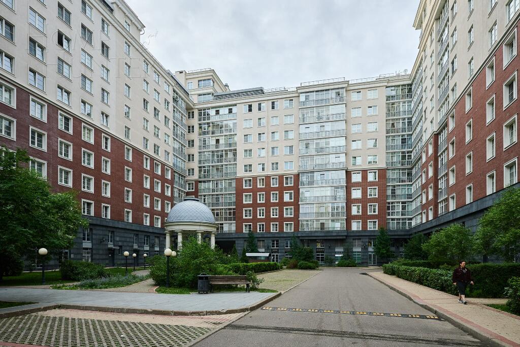 4-КОМН. КВАРТИРА С ОТДЕЛКОЙ 145 М² НА 4 ЭТАЖЕ