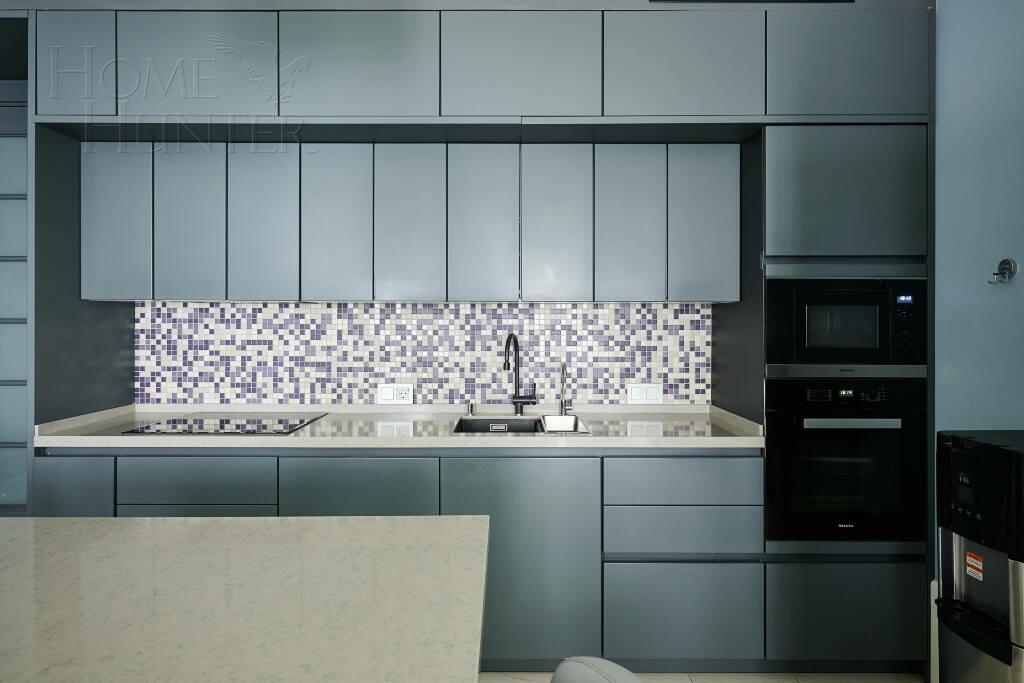 4-КОМН. КВАРТИРА С ОТДЕЛКОЙ 145 М² НА 4 ЭТАЖЕ