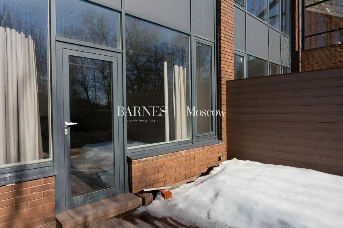 2-этажный таунхаус 384 м² с отделкой