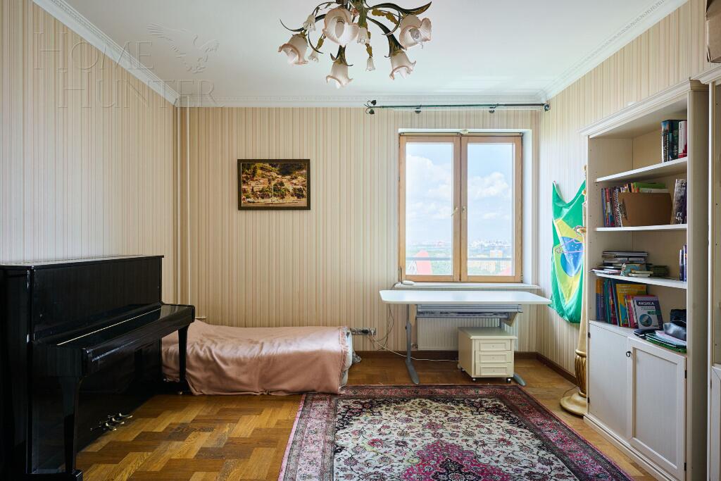 4-КОМН. КВАРТИРА С ОТДЕЛКОЙ 270 М² НА 22 ЭТАЖЕ