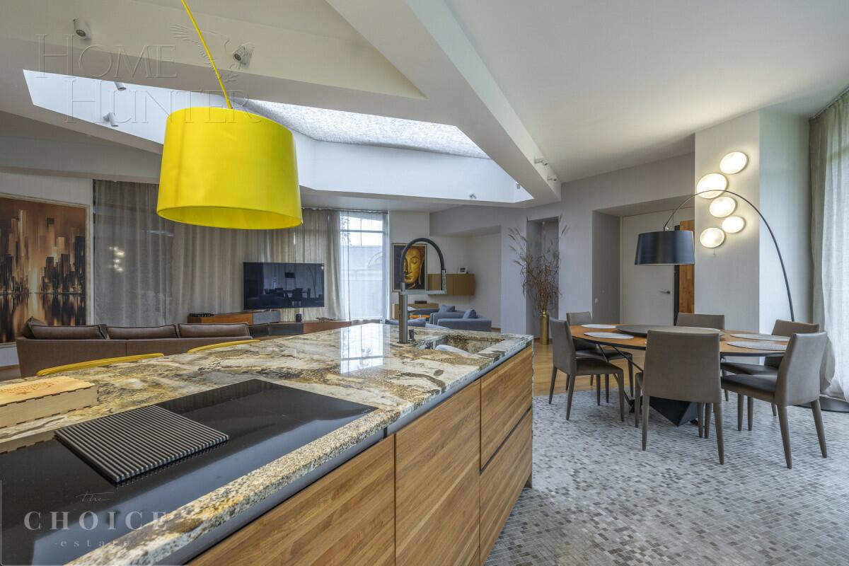 1-этажный коттедж 700 м² с отделкой