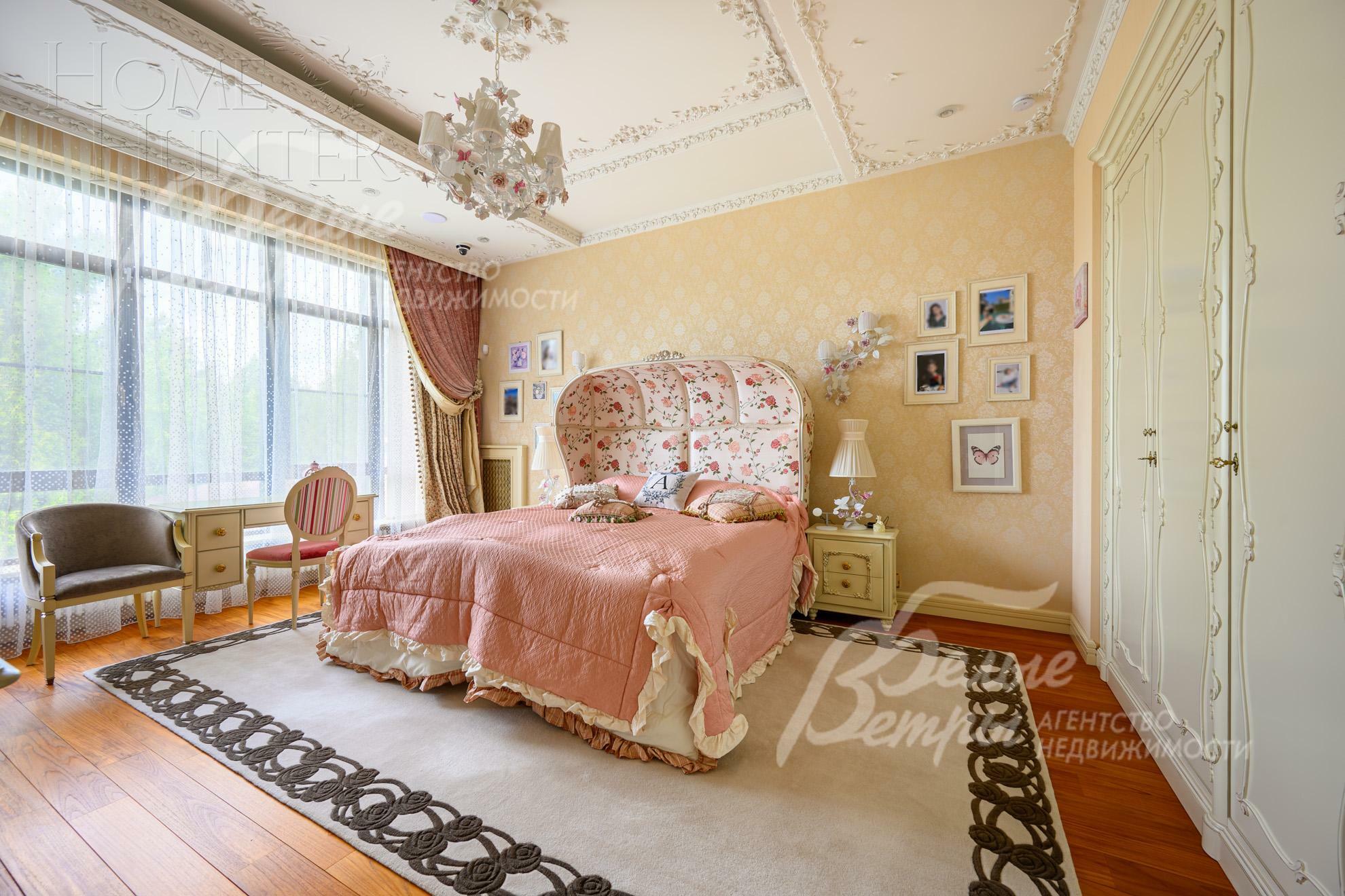 3-этажный коттедж 1 081.6 м² с отделкой