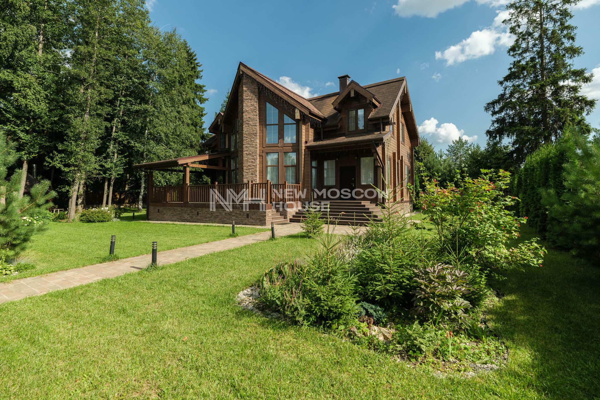 2-этажный коттедж 270 м² с отделкой