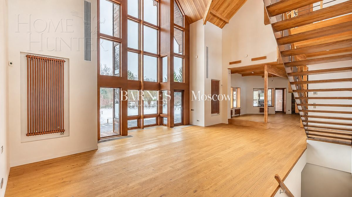 3-этажный коттедж 600 м² с отделкой