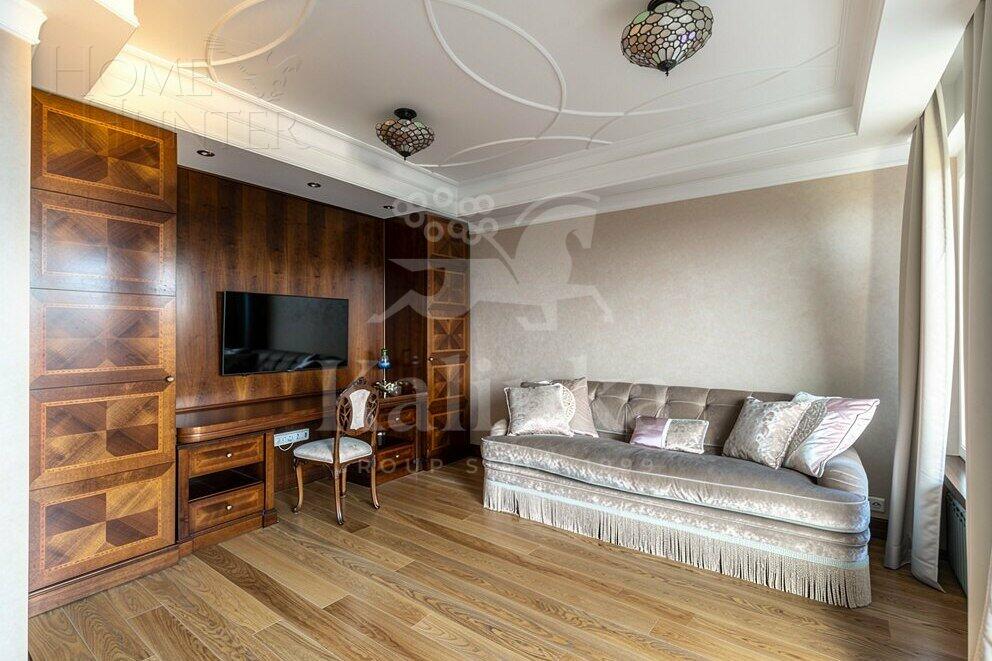 3-УРОВНЕВЫЙ ТАУНХАУС С ОТДЕЛКОЙ 154.2 М² НА 1 ЭТАЖЕ