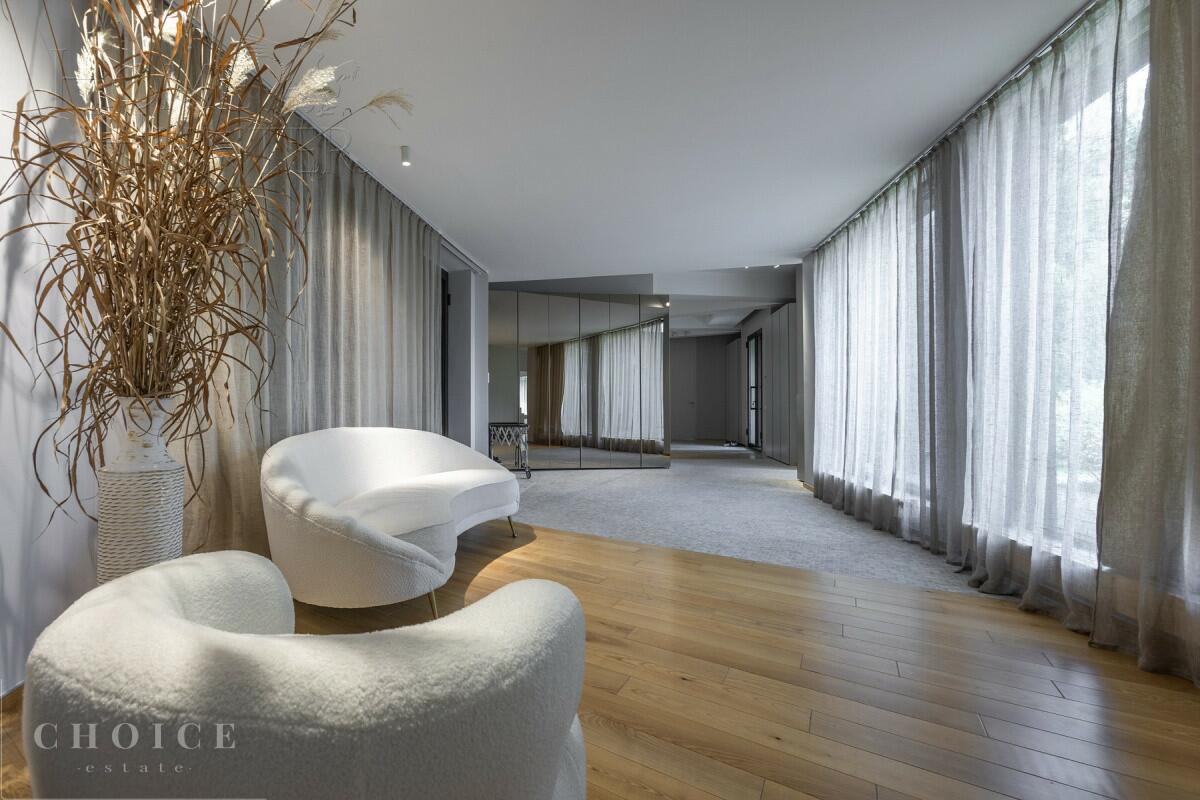 1-этажный коттедж 700 м² с отделкой