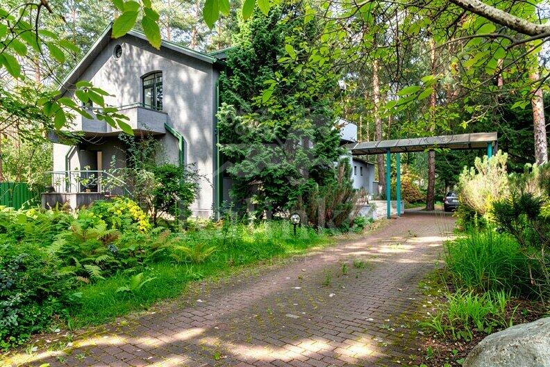 2-этажный коттедж 640 м² с отделкой