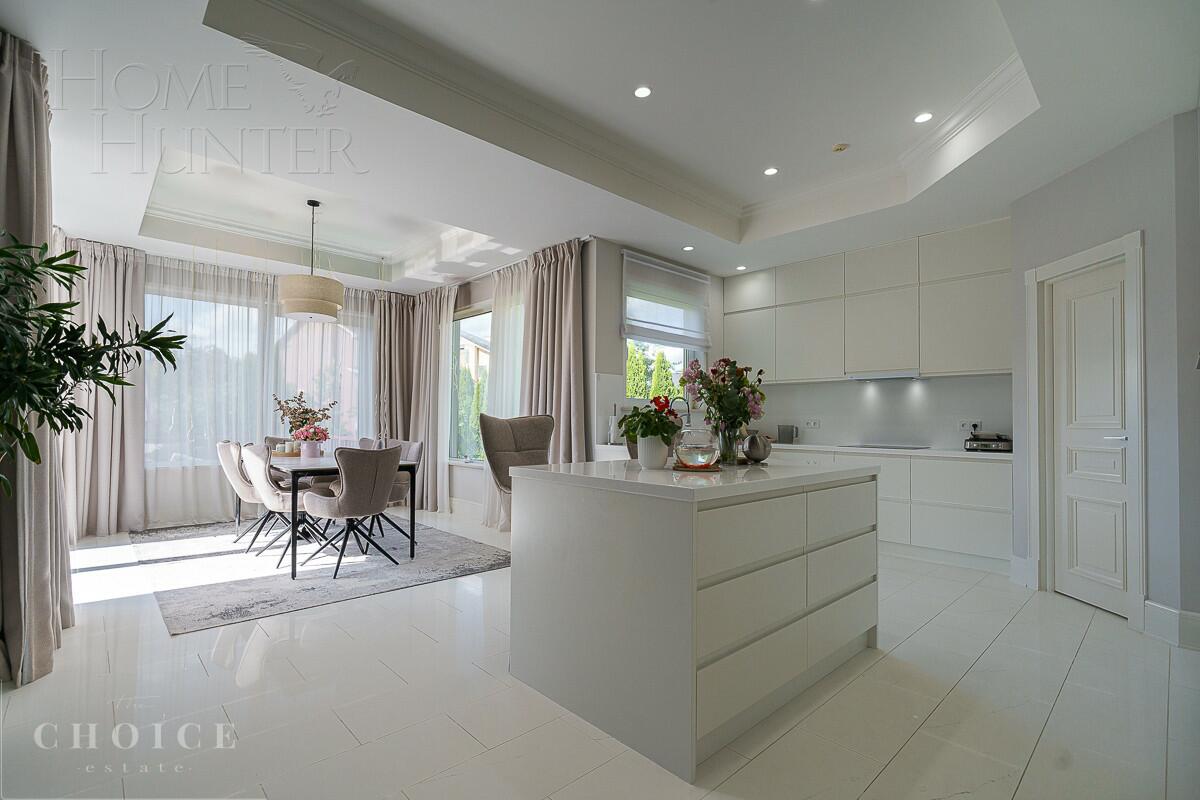 2-этажный коттедж 370 м² с отделкой