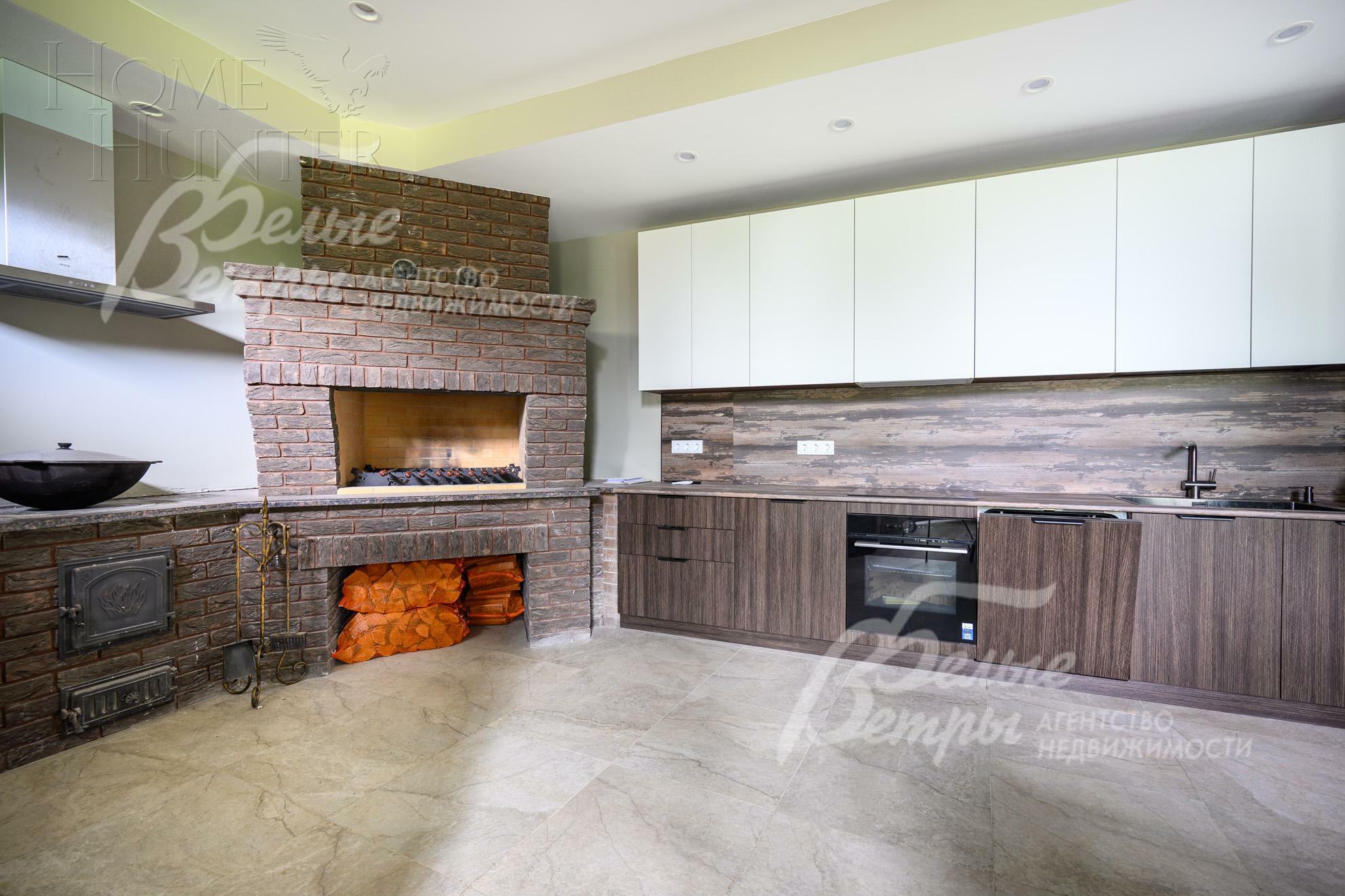 3-этажный коттедж 1 081.6 м² с отделкой