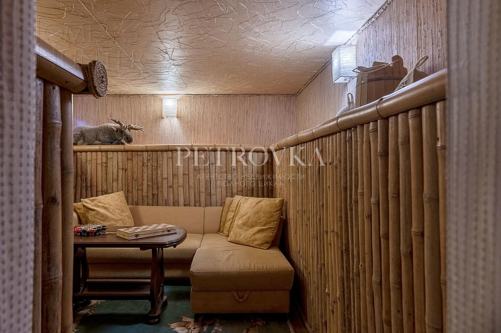 3-этажный коттедж 450 м² с отделкой
