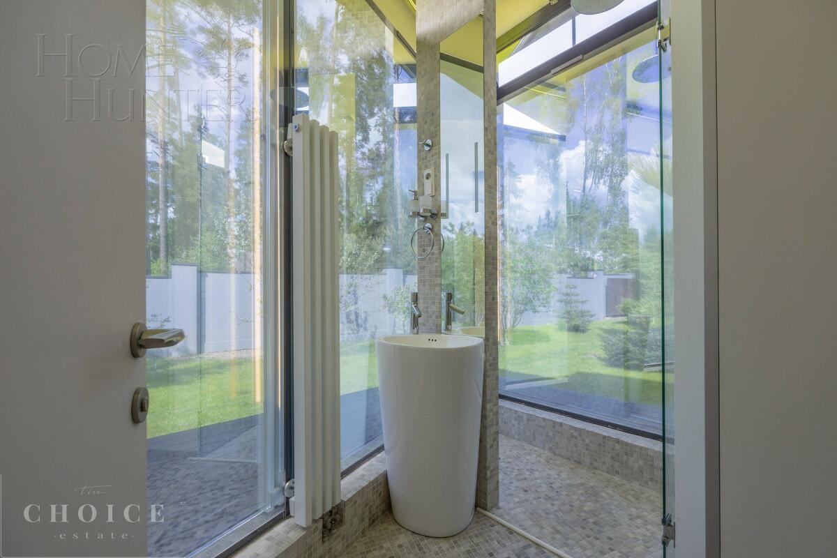 1-этажный коттедж 700 м² с отделкой