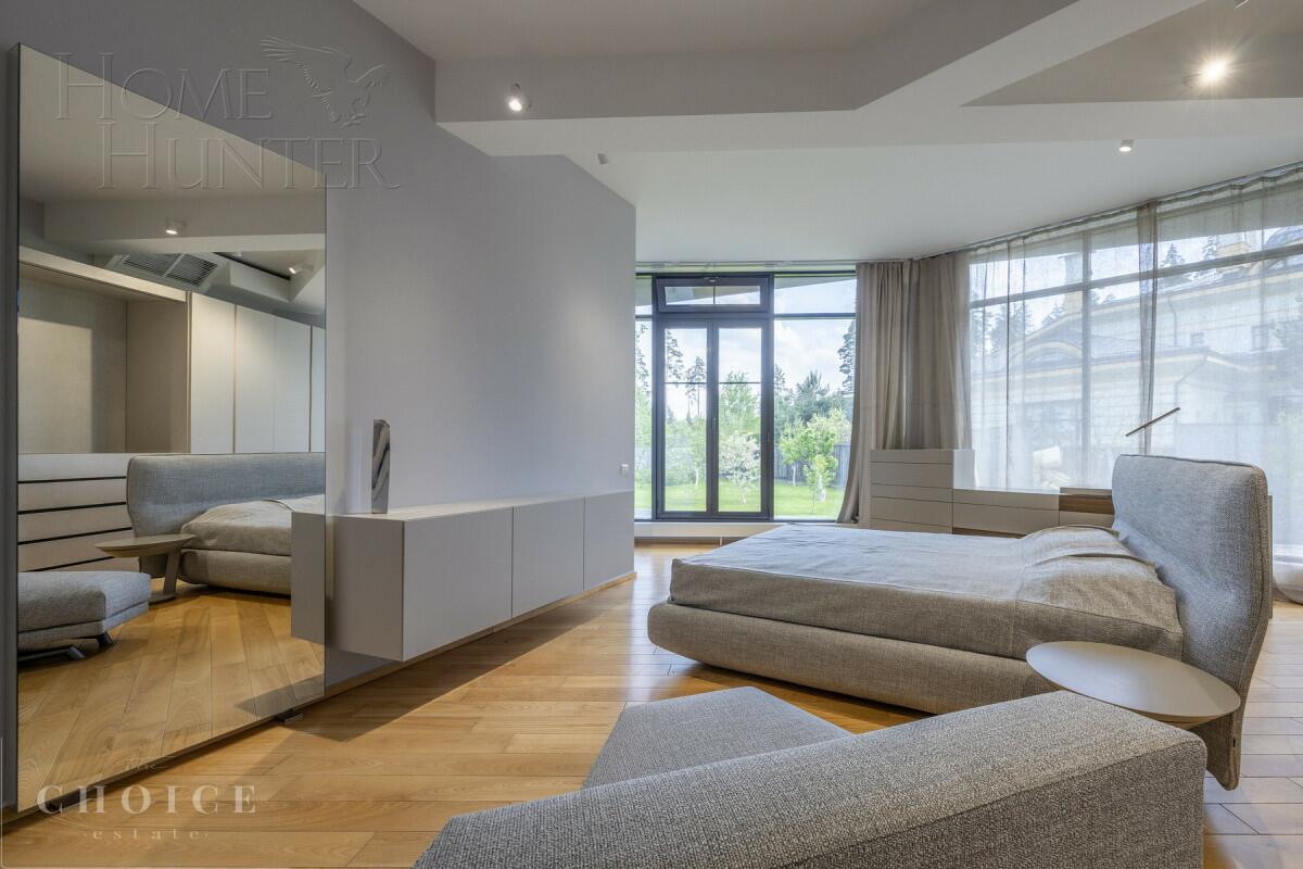 1-этажный коттедж 700 м² с отделкой