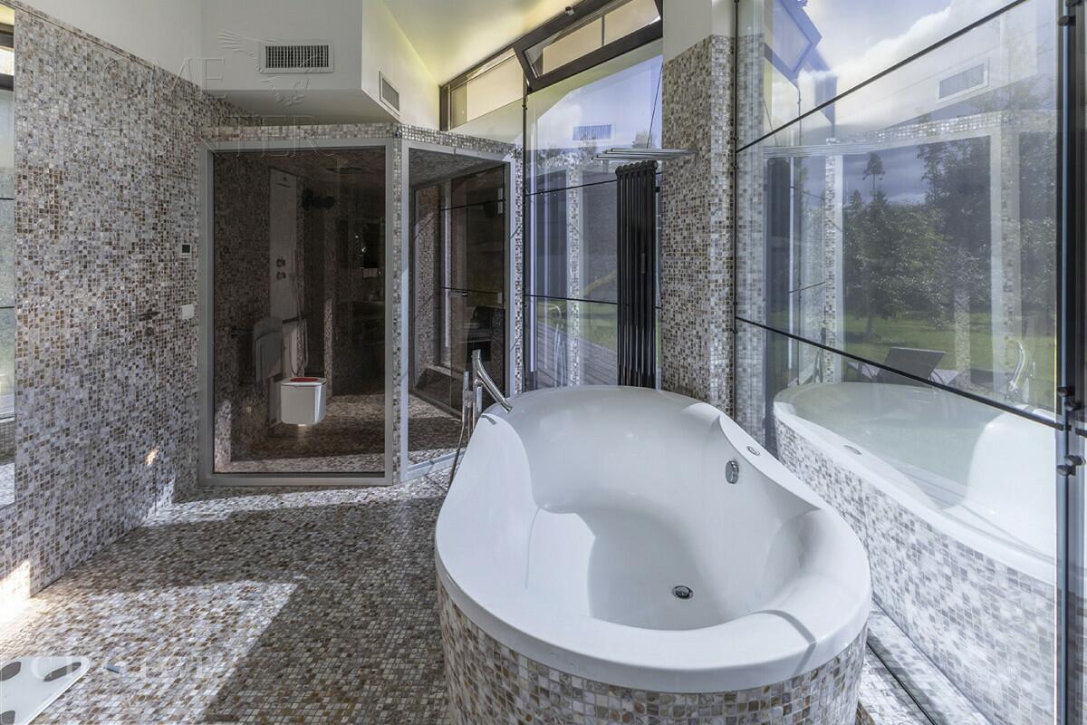 1-этажный коттедж 700 м² с отделкой