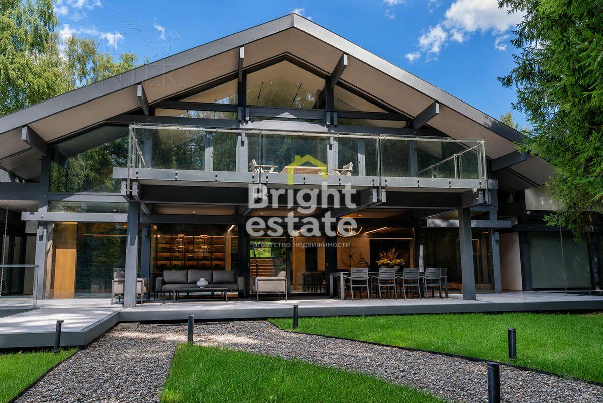 2-этажный коттедж 640 м² с отделкой