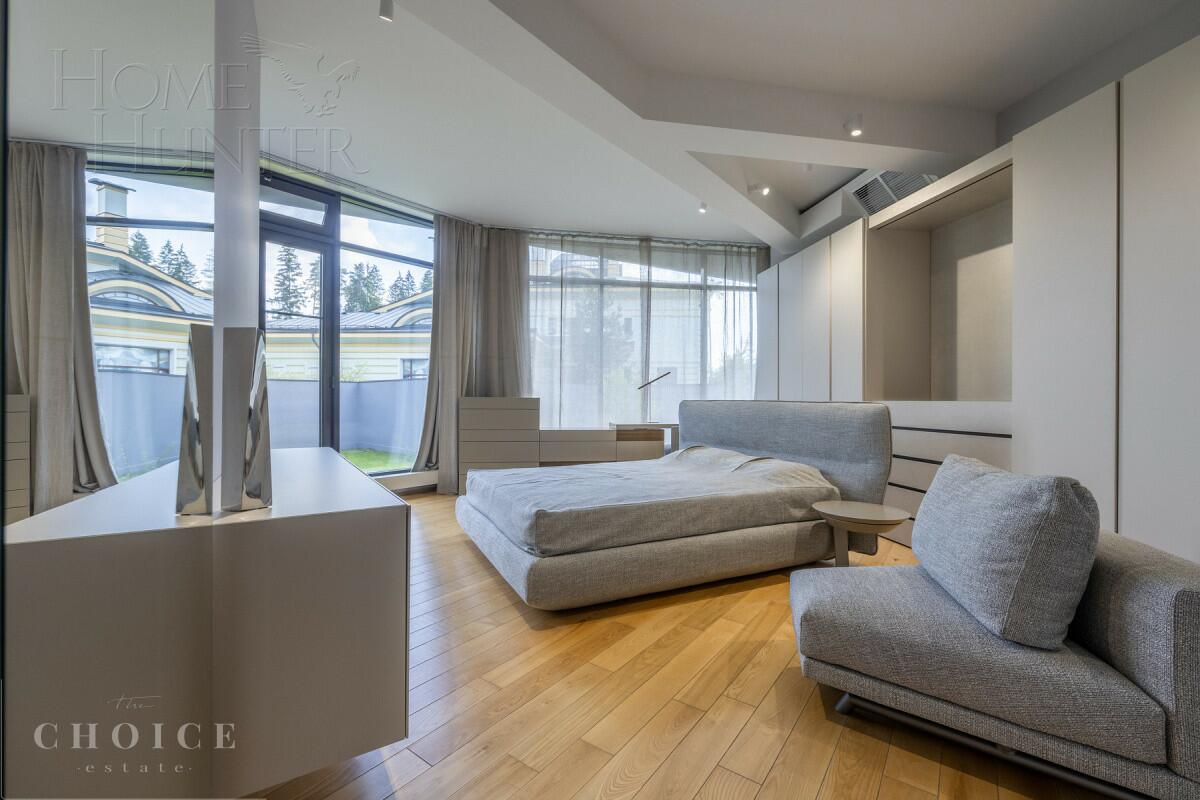 1-этажный коттедж 700 м² с отделкой