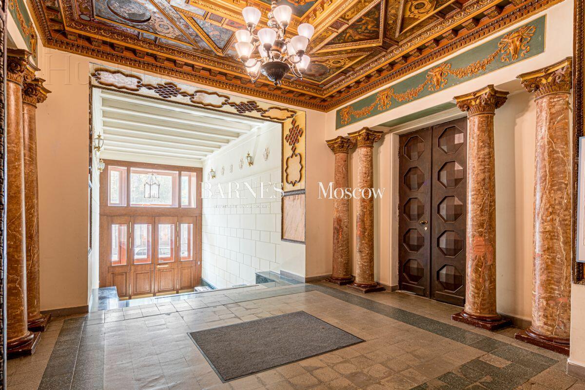 6-КОМН. КВАРТИРА С ОТДЕЛКОЙ 311.4 М² НА 6 ЭТАЖЕ