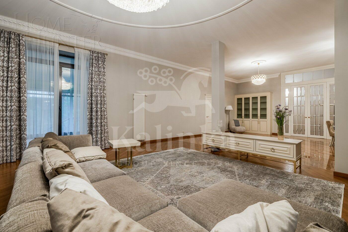 2-этажный коттедж 950 м² с отделкой
