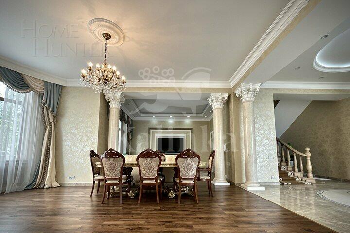 2-этажный коттедж 730 м² с отделкой