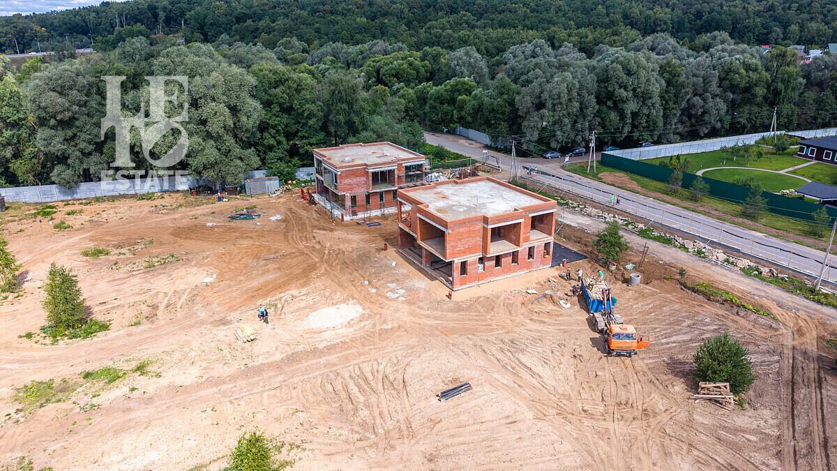 2-этажный коттедж 390 м² без отделки
