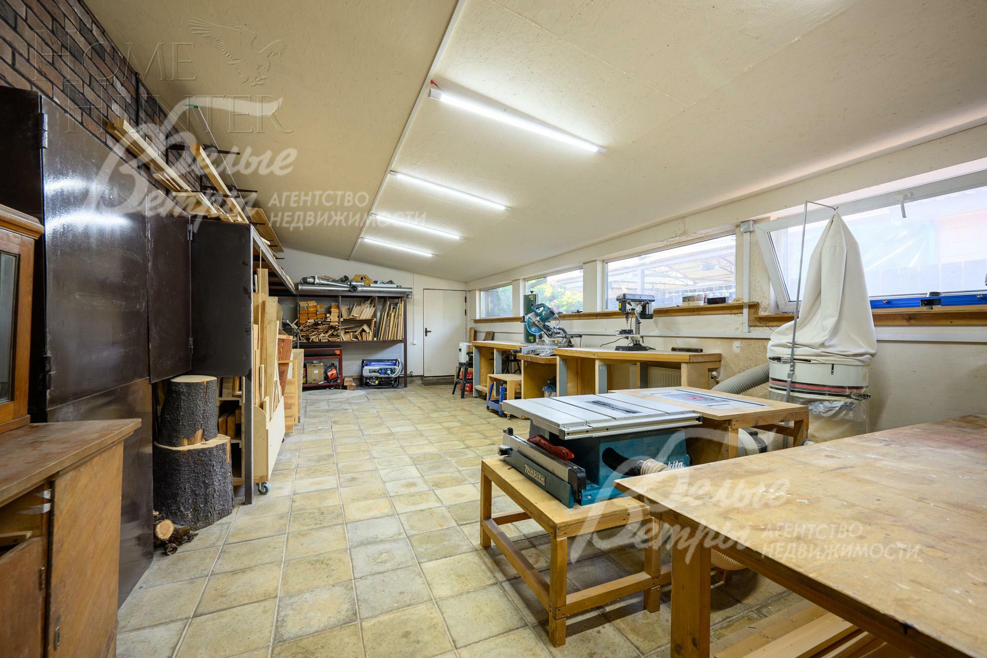 1-этажный коттедж 600 м² с отделкой