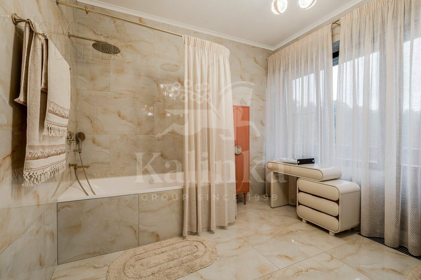2-этажный коттедж 950 м² с отделкой