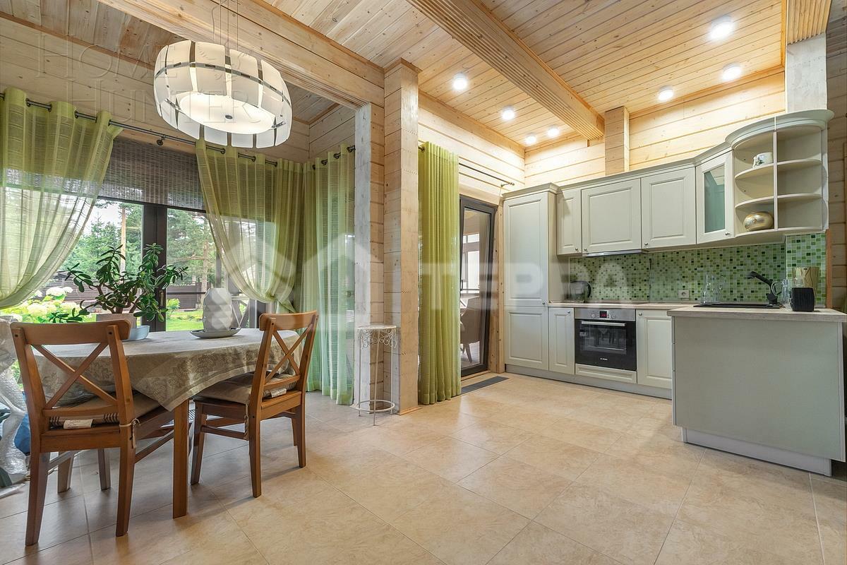 2-этажный коттедж 534 м² с отделкой
