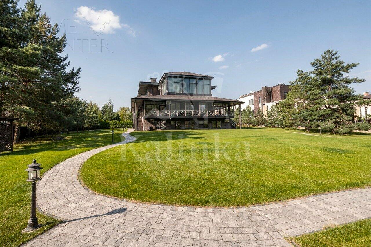 2-этажный коттедж 950 м² с отделкой