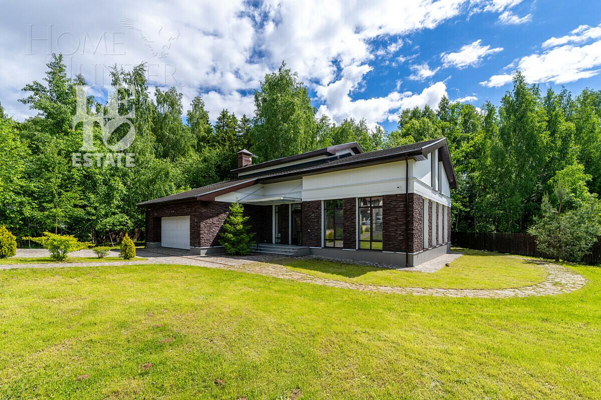 2-этажный коттедж 370 м² с отделкой