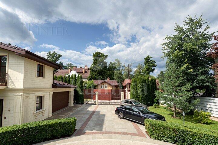2-этажный коттедж 730 м² с отделкой