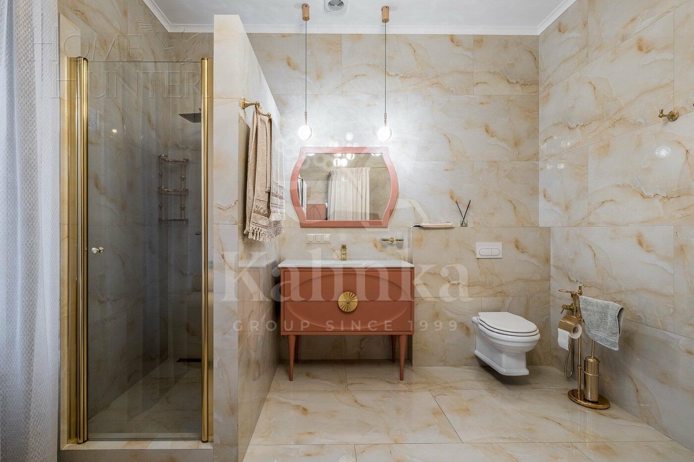 2-этажный коттедж 950 м² с отделкой